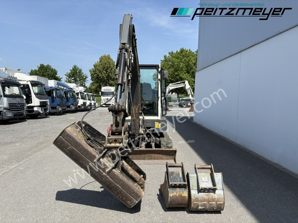 TEREX MINIBAGGER TC 35 mit hydr. Schwenklöffel 1.300 mm - Mini escavadeira: foto 5 TEREX MINIBAGGER TC 35 mit hydr. Schwenklöffel 1.300 mm - Mini escavadeira: foto 5