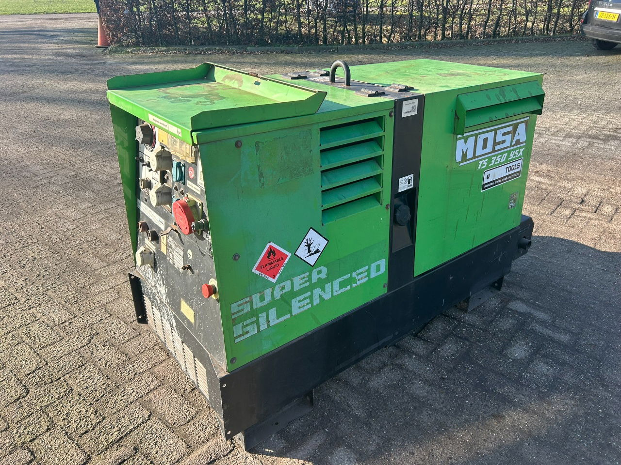 Boxer Mosa 12 kva Te huur Mosa aggregaat TS 350 X 12 kva - Gerador elétrico: foto 1 Boxer Mosa 12 kva Te huur Mosa aggregaat TS 350 X 12 kva - Gerador elétrico: foto 1