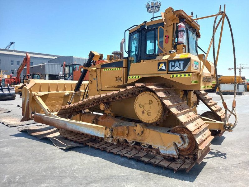 Cat D6T LGP (Abu Dhabi) - Buldôzer: foto 2 Cat D6T LGP (Abu Dhabi) - Buldôzer: foto 2
