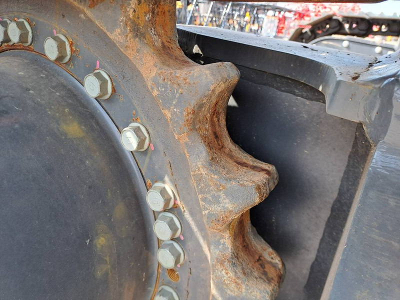Escavadora de rastos novo Develon DX225LC-7M (4 pieces available): foto 13