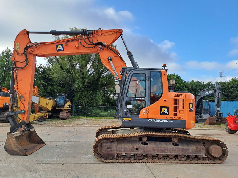 Doosan DX 235 LCR-5 - Escavadora de rastos: foto 1 Doosan DX 235 LCR-5 - Escavadora de rastos: foto 1