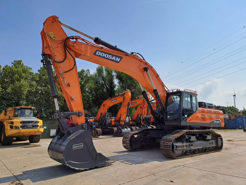Escavadora de rastos novo Doosan DX 530 LC-7 M: foto 7