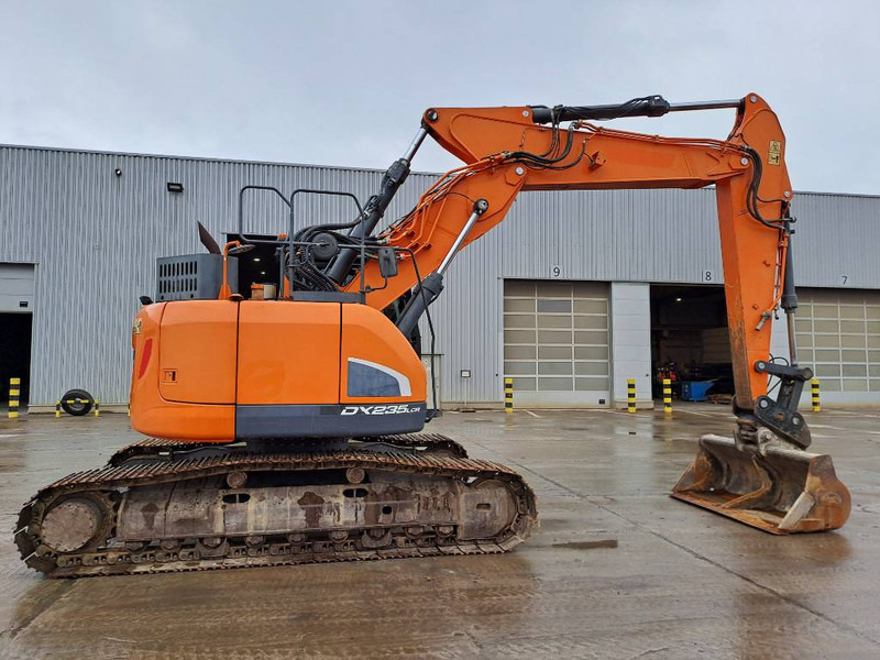 Doosan DX235LCR-5 (+ 3 Buckets) - Escavadora de rastos: foto 5 Doosan DX235LCR-5 (+ 3 Buckets) - Escavadora de rastos: foto 5