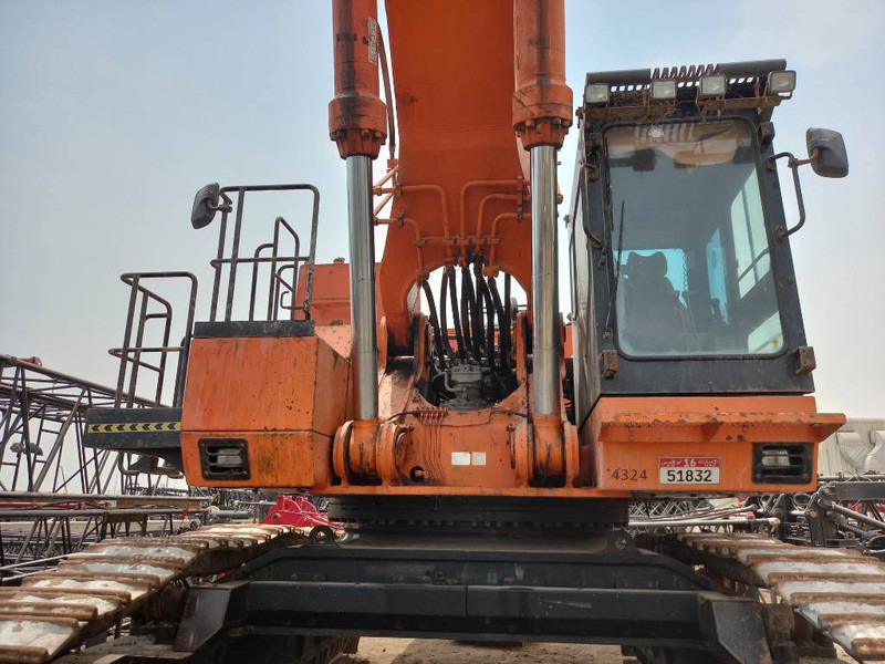 Hitachi EX1200-6 LR 28m (Abu Dhabi) - Escavadeira: foto 5 Hitachi EX1200-6 LR 28m (Abu Dhabi) - Escavadeira: foto 5