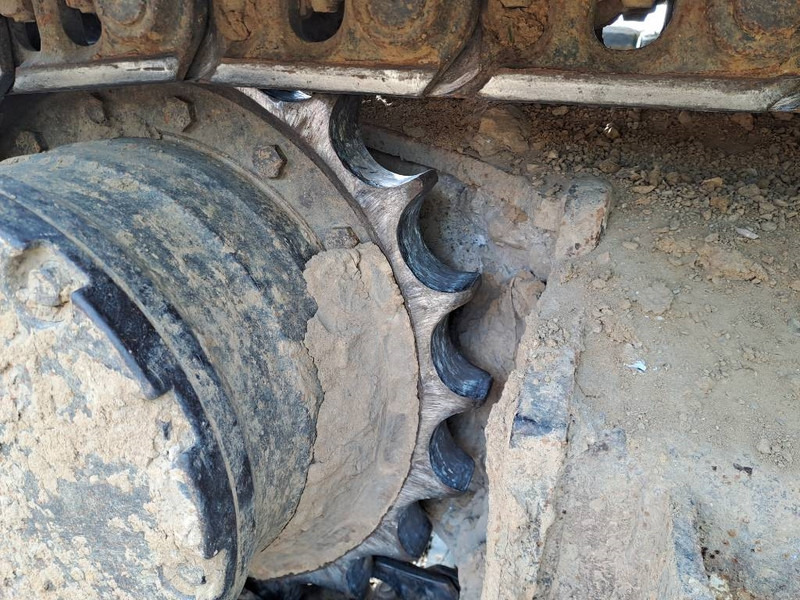 Escavadora de rastos Hitachi ZX135US: foto 14