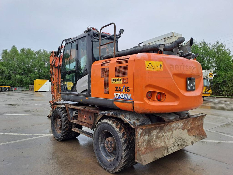 Hitachi ZX170W-6-2P - Escavadeira de rodas: foto 2 Hitachi ZX170W-6-2P - Escavadeira de rodas: foto 2