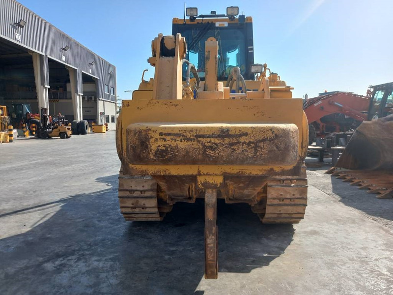 Komatsu D155A-6R (4 Pcs available in Abu Dhabi) - Buldôzer: foto 2 Komatsu D155A-6R (4 Pcs available in Abu Dhabi) - Buldôzer: foto 2