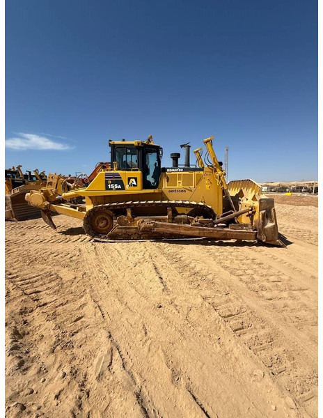 Komatsu D155A-6R (4 pieces available in Abu Dhabi) - Buldôzer: foto 2 Komatsu D155A-6R (4 pieces available in Abu Dhabi) - Buldôzer: foto 2
