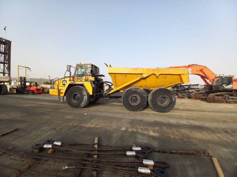 Komatsu HM400-3R (4 pcs available in Abu Dhabi) - Caminhão articulado: foto 5 Komatsu HM400-3R (4 pcs available in Abu Dhabi) - Caminhão articulado: foto 5