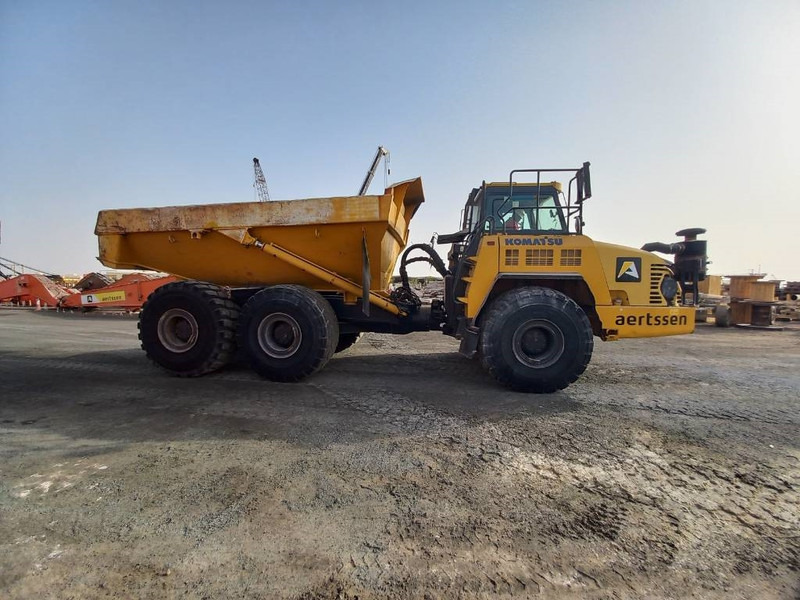 Komatsu HM400-3R (4 pcs available in Abu Dhabi) - Caminhão articulado: foto 4 Komatsu HM400-3R (4 pcs available in Abu Dhabi) - Caminhão articulado: foto 4