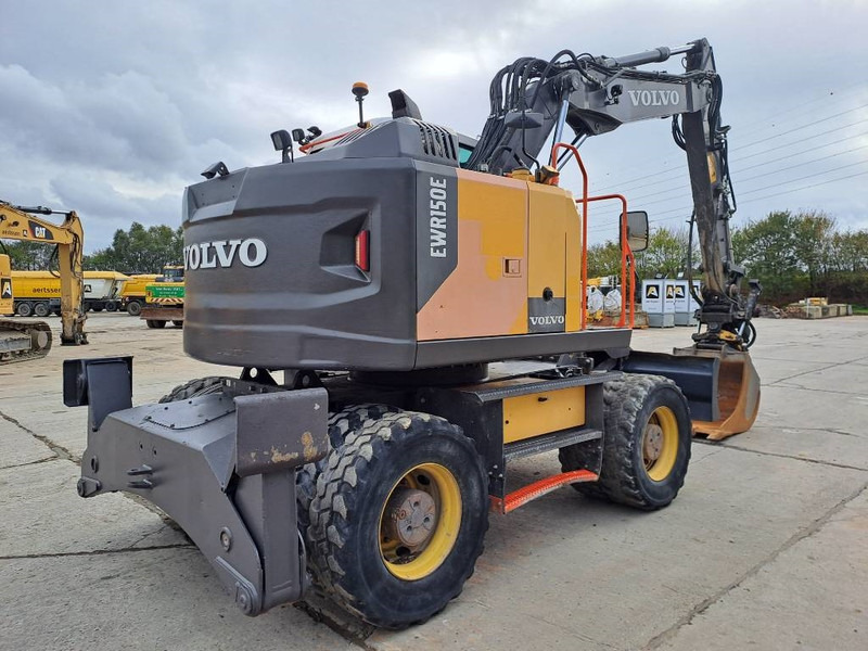 Volvo EWR150E + Engcon Rototilt - Escavadeira de rodas: foto 3 Volvo EWR150E + Engcon Rototilt - Escavadeira de rodas: foto 3