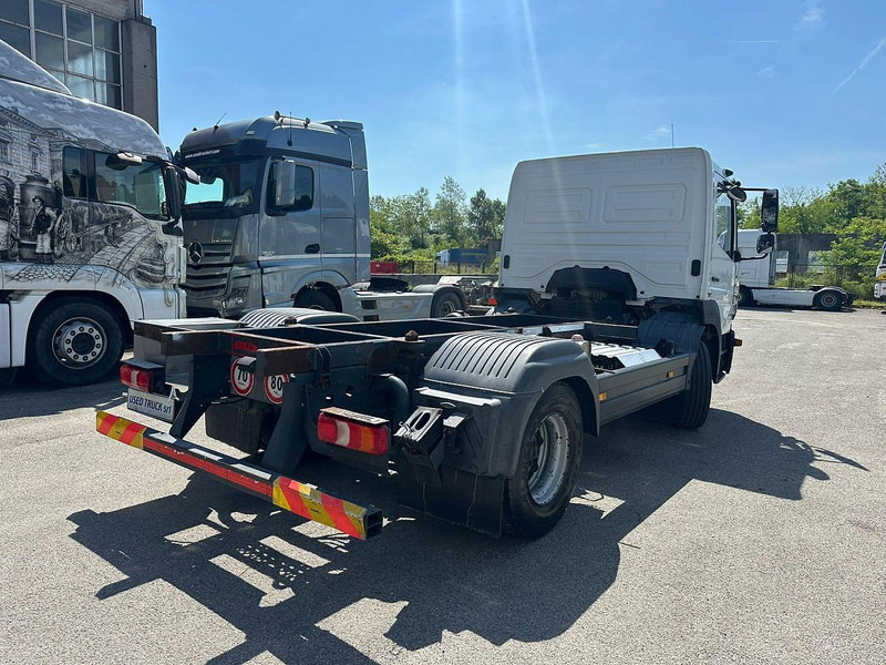 Mercedes-Benz Atego 13.23 - Camião chassi: foto 4 Mercedes-Benz Atego 13.23 - Camião chassi: foto 4
