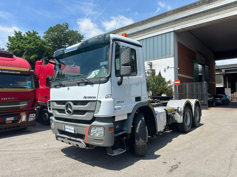 Mercedes-Benz ACTROS 3344 - Tractor: foto 1 Mercedes-Benz ACTROS 3344 - Tractor: foto 1