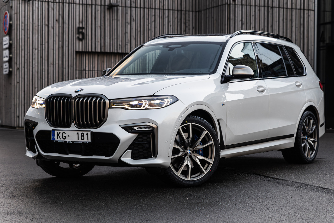 BMW X7 M50D X Drive M package, 6 seats - Automóvel: foto 4 BMW X7 M50D X Drive M package, 6 seats - Automóvel: foto 4