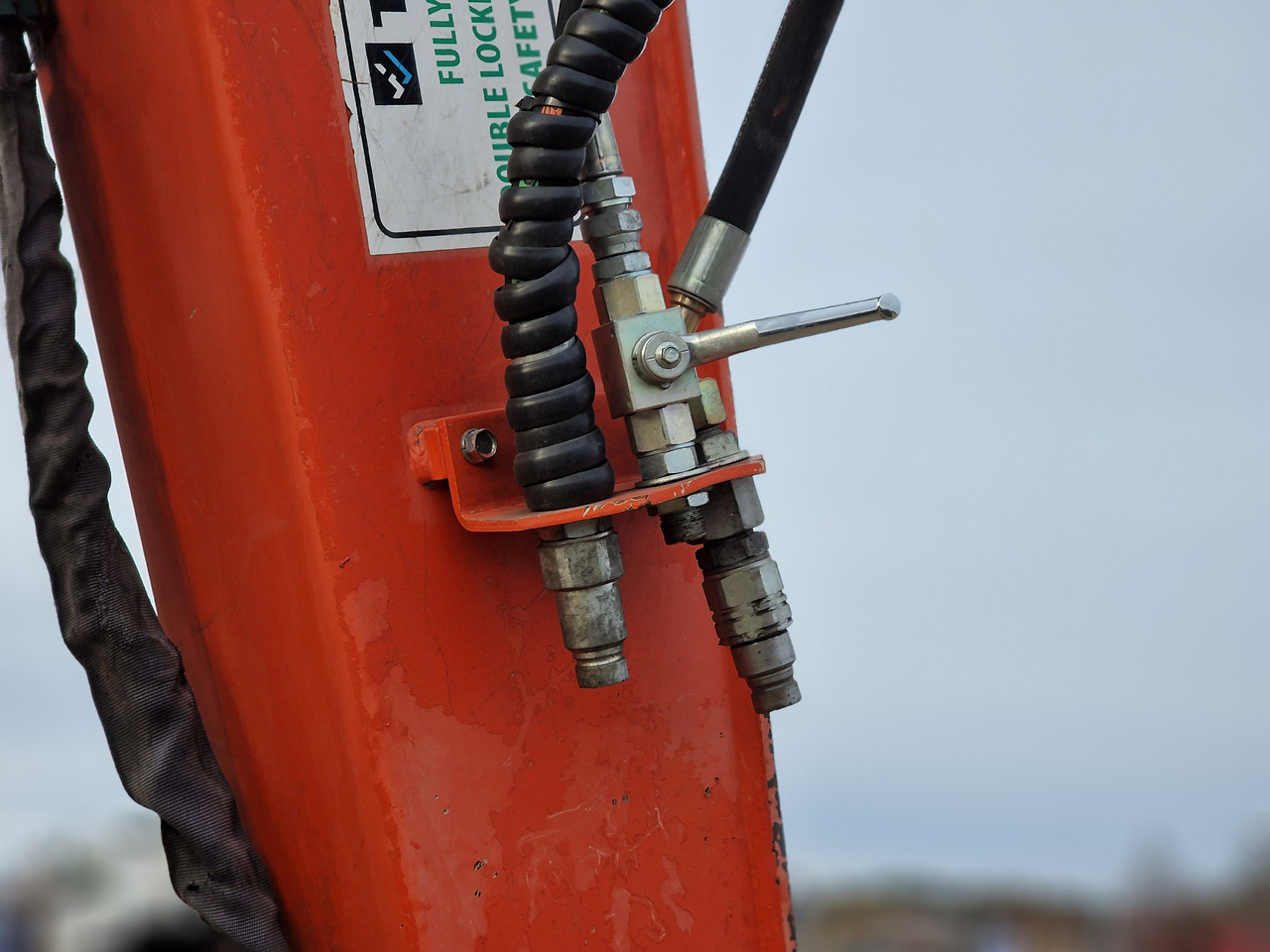 Mini escavadeira KUBOTA KX080-4. Metal tracks.: foto 8