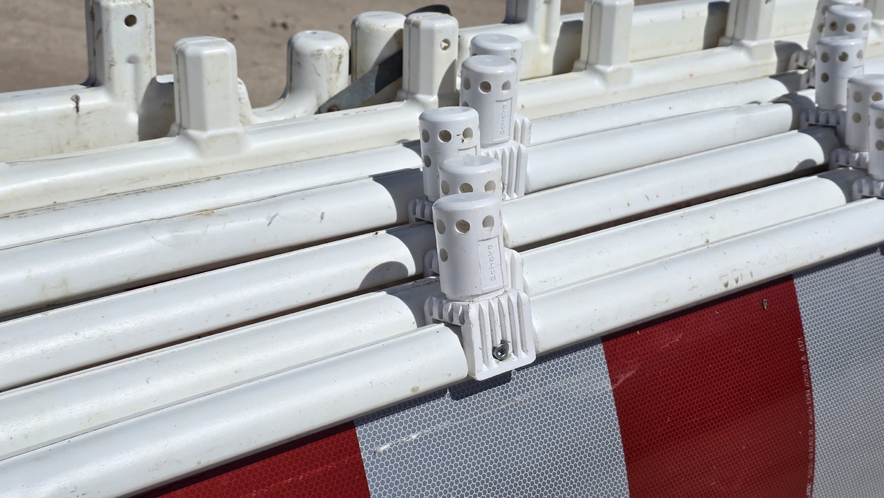 Nissen barrier fence. 2100x1100 - Ferramenta/ Equipamento: foto 5 Nissen barrier fence. 2100x1100 - Ferramenta/ Equipamento: foto 5