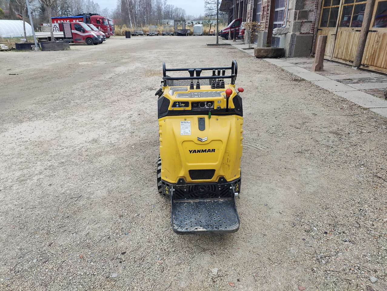 YANMAR C08 POWER - Dumper de rastos: foto 3 YANMAR C08 POWER - Dumper de rastos: foto 3