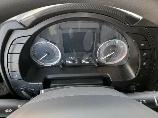 IVECO X-Way AT280X46Y/PS ON++LED+KRAN + KIPPMULDE... - Camião grua, Camião de caixa aberta/ Plataforma: foto 4 IVECO X-Way AT280X46Y/PS ON++LED+KRAN + KIPPMULDE... - Camião grua, Camião de caixa aberta/ Plataforma: foto 4