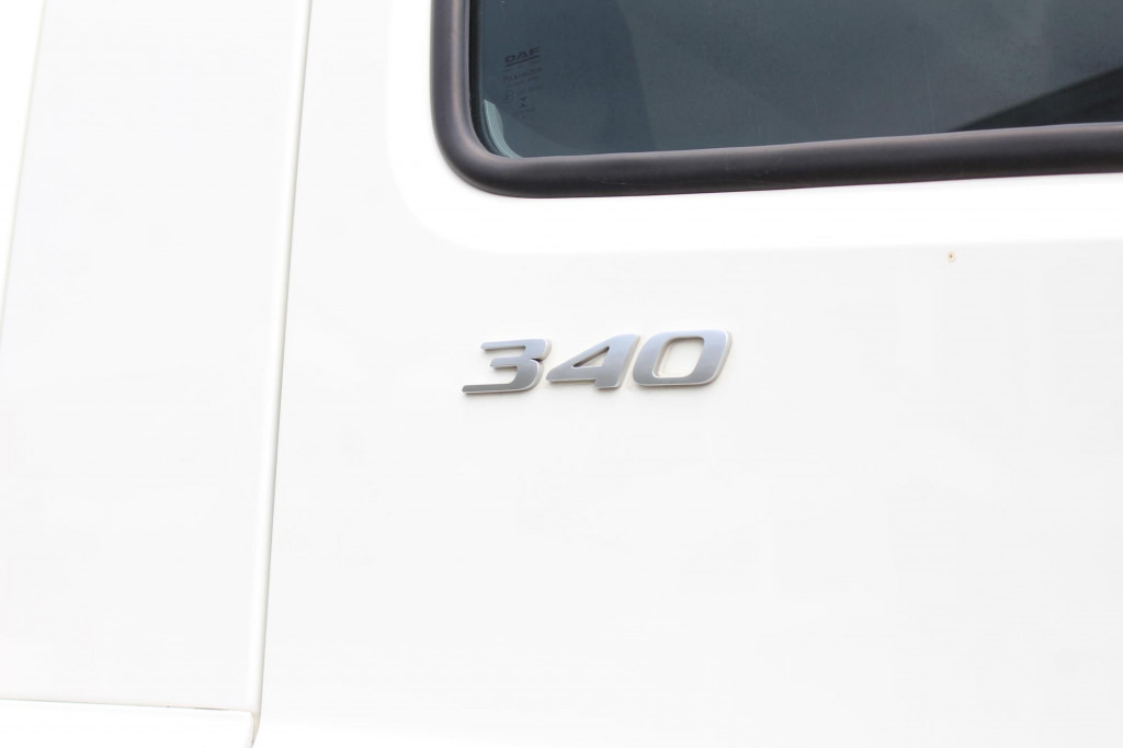 Daf CF 340 E6 Koffer 8,5m Klima LDW Rolltor LBW - Camião furgão: foto 4 Daf CF 340 E6 Koffer 8,5m Klima LDW Rolltor LBW - Camião furgão: foto 4