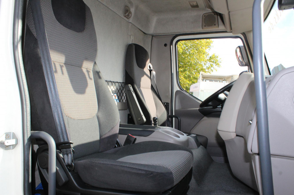 Daf LF  280 Koffer   Klima LDW Rolltor LBW  149Tkm - Camião furgão: foto 4 Daf LF  280 Koffer   Klima LDW Rolltor LBW  149Tkm - Camião furgão: foto 4