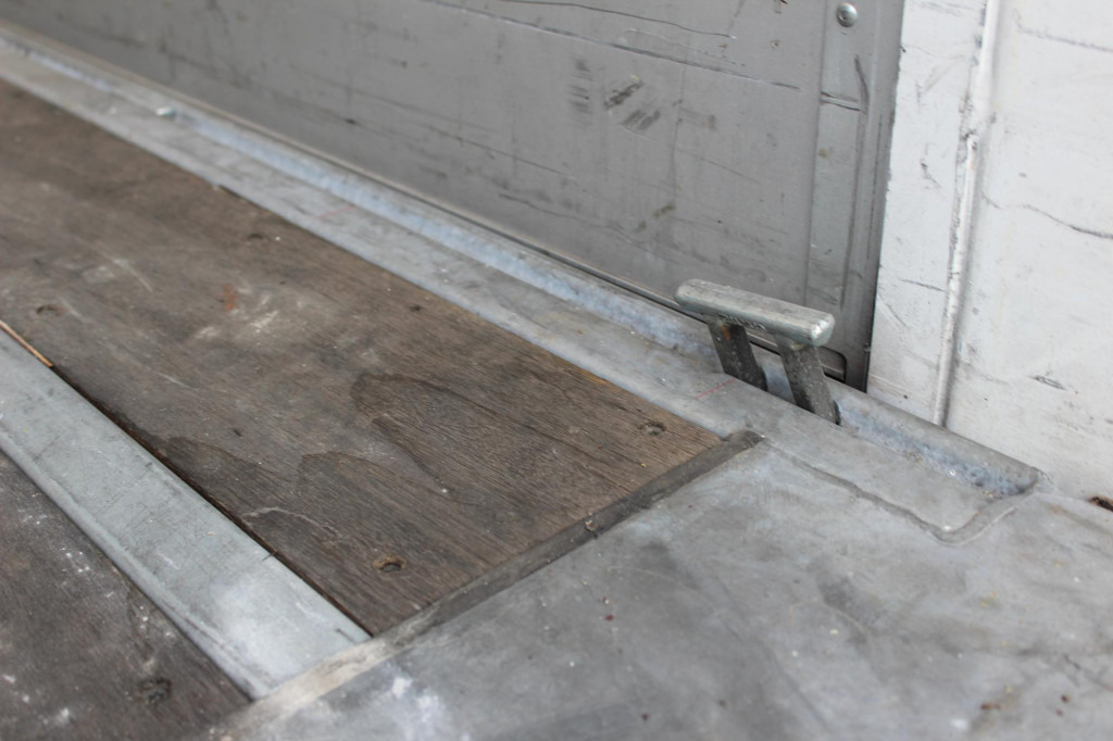 MAN TGS 18.440 Plane Zug Schlafplatz AHK Edscha - Camião de lona: foto 4 MAN TGS 18.440 Plane Zug Schlafplatz AHK Edscha - Camião de lona: foto 4