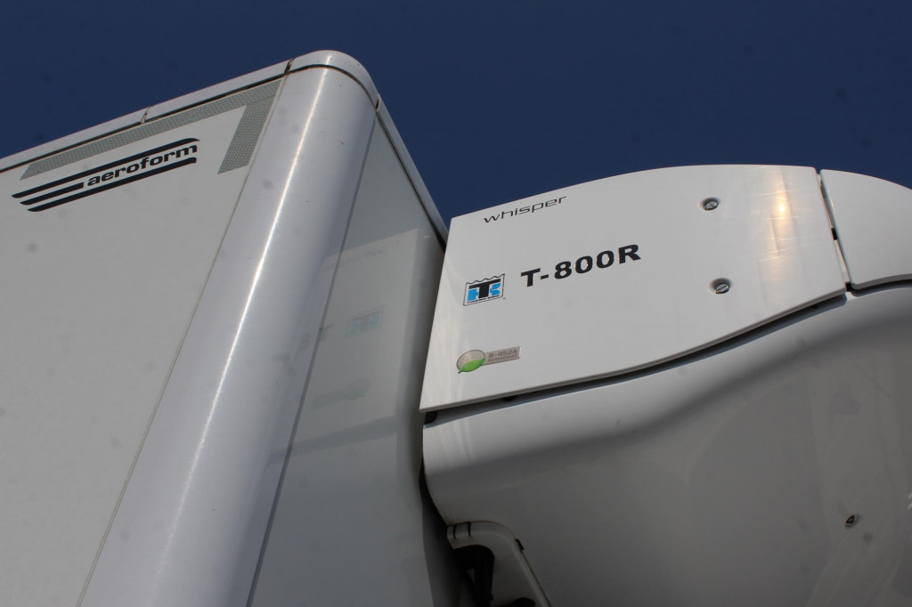 Mercedes-Benz Atego 1221 E6  TK T-800 R   Strom   Türen+LBW - Camião frigorífico: foto 5 Mercedes-Benz Atego 1221 E6  TK T-800 R   Strom   Türen+LBW - Camião frigorífico: foto 5