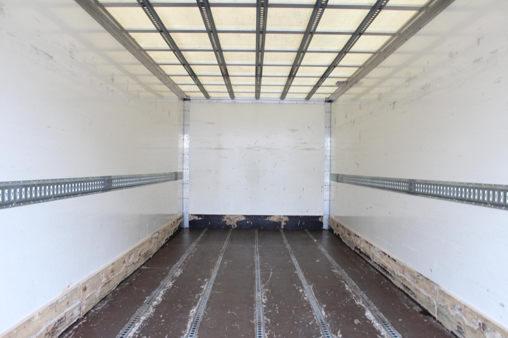 Renault D14 220E6   Laderbordwand   nur 185 Tkm   Klima - Camião furgão: foto 2 Renault D14 220E6   Laderbordwand   nur 185 Tkm   Klima - Camião furgão: foto 2