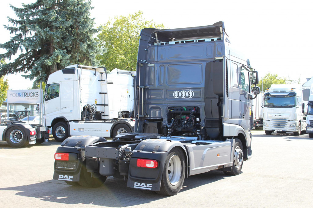 Tractor Daf XF 530 SC Retarder ACC LDWS Kühlbox Vollspoiler: foto 10 Tractor Daf XF 530 SC Retarder ACC LDWS Kühlbox Vollspoiler: foto 10