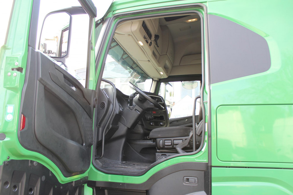 Iveco S-Way 510 Retarder Alufelgen Navi 2 x Kühlbox - Tractor: foto 4 Iveco S-Way 510 Retarder Alufelgen Navi 2 x Kühlbox - Tractor: foto 4