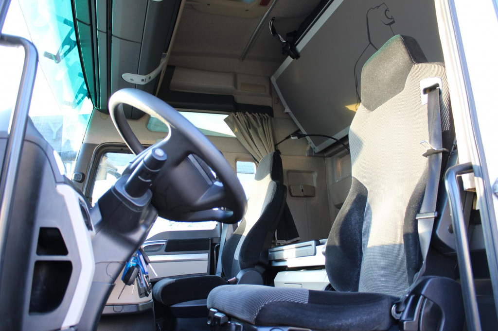 MAN TGX 18.510 E6 XXL Retarder Kühlbox Navi - Tractor: foto 5 MAN TGX 18.510 E6 XXL Retarder Kühlbox Navi - Tractor: foto 5