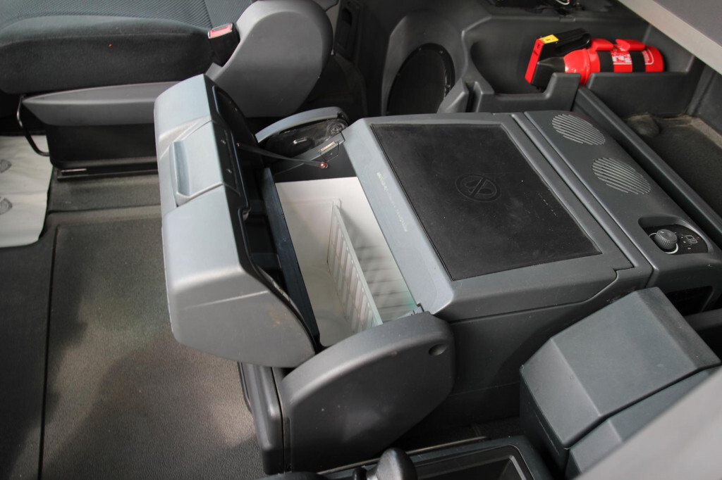 MAN TGX 18.520 E6 XXL D38 Retarder 2 Tank - Tractor: foto 4 MAN TGX 18.520 E6 XXL D38 Retarder 2 Tank - Tractor: foto 4