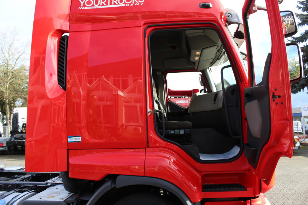 Tractor Renault Premium 460 EEV   2 Tanks   2 Liegen: foto 13