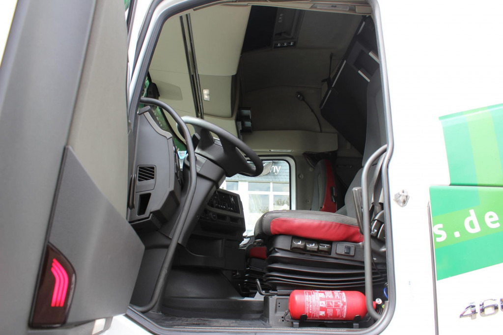 Volvo FH 460 E6 Globetrotter 2 Tanks i-Park Cool - Tractor: foto 4 Volvo FH 460 E6 Globetrotter 2 Tanks i-Park Cool - Tractor: foto 4