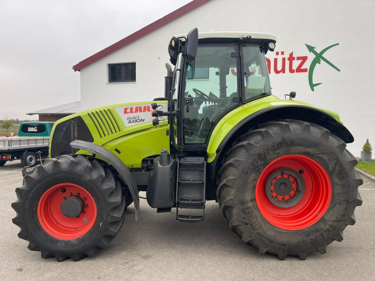 CLAAS Axion 840 CIS Hexashift, 238 PS, Baujahr 2012 - Trator: foto 2 CLAAS Axion 840 CIS Hexashift, 238 PS, Baujahr 2012 - Trator: foto 2