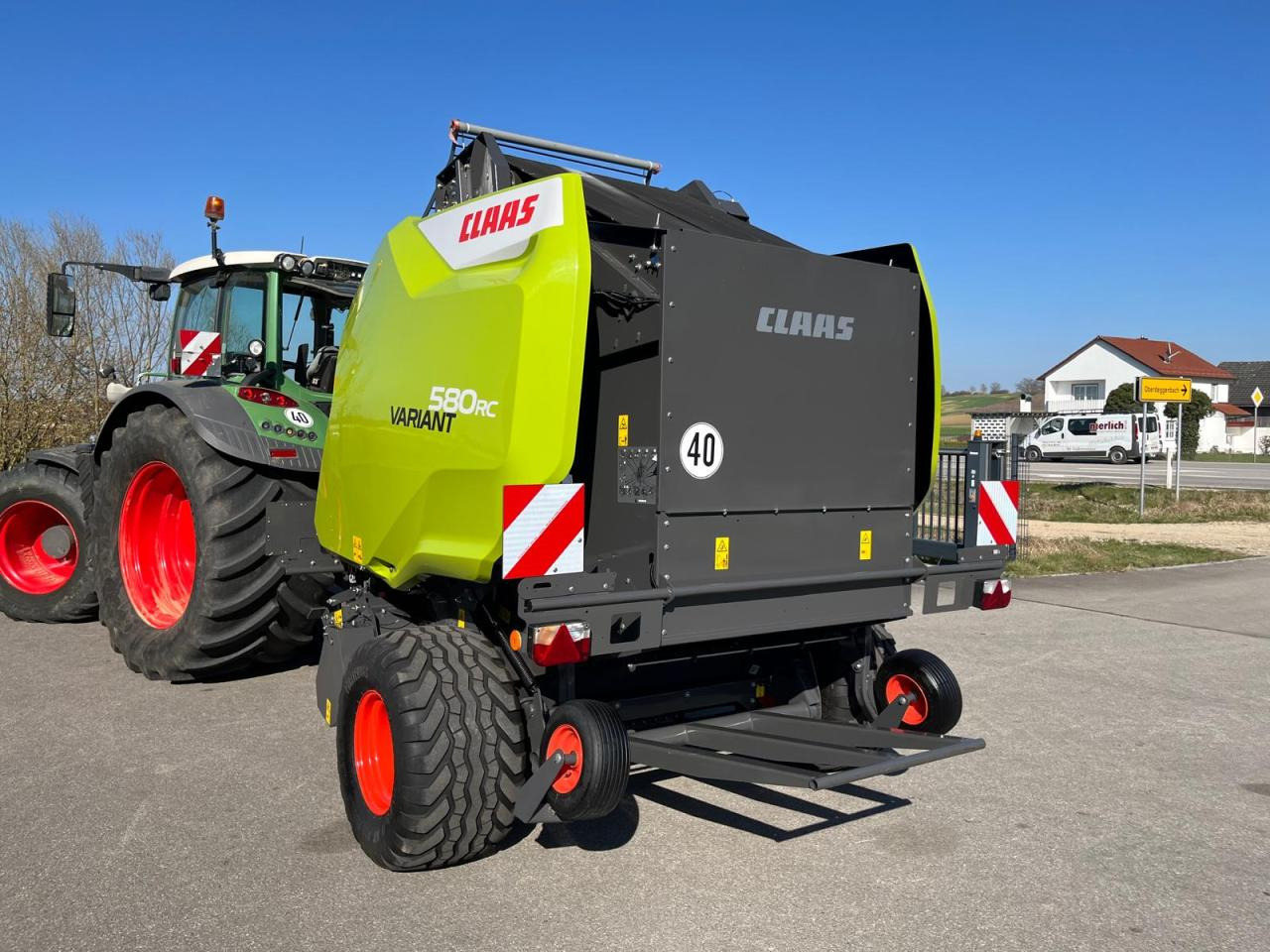 CLAAS Variant 580 RC PRO, neuwertige Rundballenpresse, Baujahr 2023, erst 39 Betriebsstunden !!! - Enfardadeira de fardos redondos: foto 3 CLAAS Variant 580 RC PRO, neuwertige Rundballenpresse, Baujahr 2023, erst 39 Betriebsstunden !!! - Enfardadeira de fardos redondos: foto 3