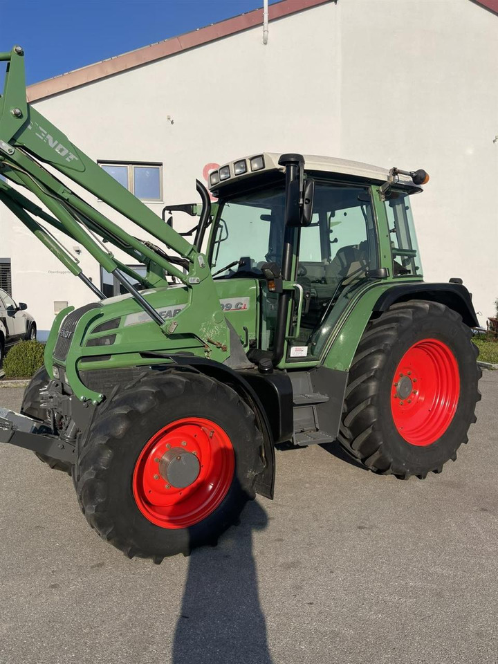 Fendt 309 Ci mit Frontlader, FKH, DL, Klima, 8250Bh, Baujahr 2005 - Trator: foto 2 Fendt 309 Ci mit Frontlader, FKH, DL, Klima, 8250Bh, Baujahr 2005 - Trator: foto 2