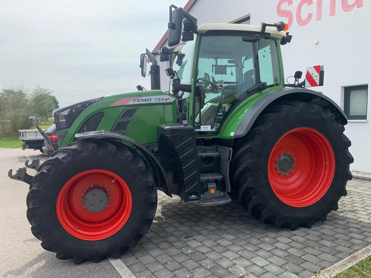 Fendt 724 Vario Power Plus mit GPS - Trator: foto 4 Fendt 724 Vario Power Plus mit GPS - Trator: foto 4