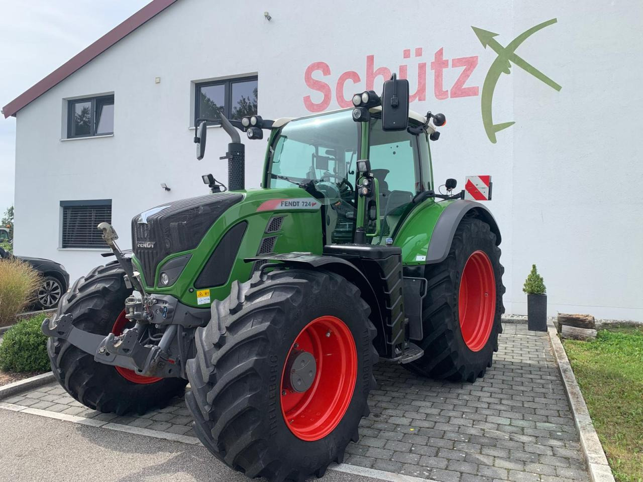 Fendt 724 Vario Power Plus mit GPS - Trator: foto 1 Fendt 724 Vario Power Plus mit GPS - Trator: foto 1