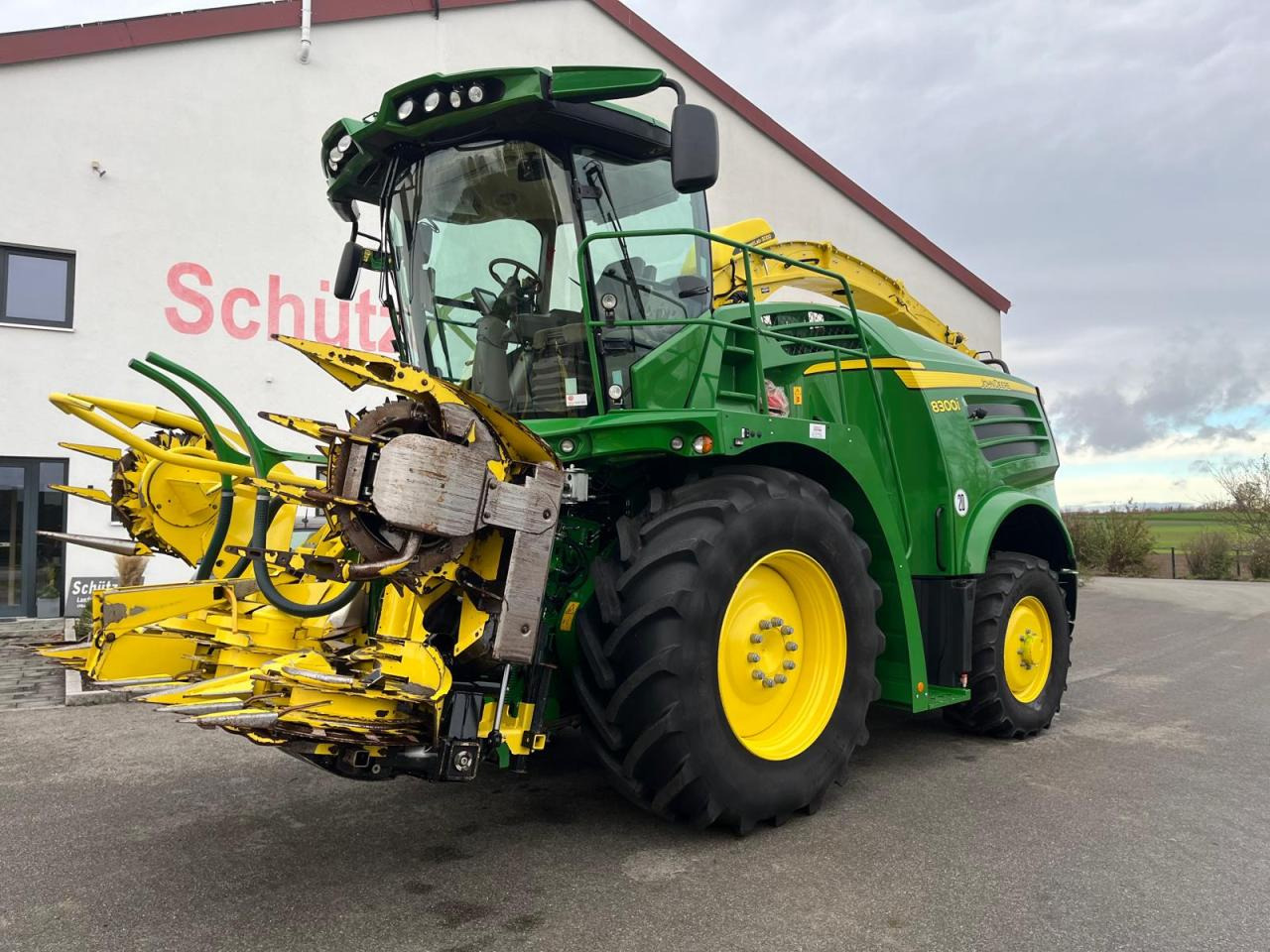 John Deere 8300i JD, 910Bh, Havestlap, Pickup, Kemper - Picadora de forragem automotriz: foto 1 John Deere 8300i JD, 910Bh, Havestlap, Pickup, Kemper - Picadora de forragem automotriz: foto 1