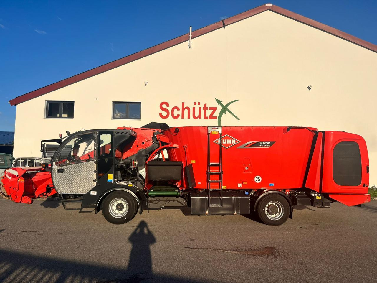Kuhn 14.2 CS / Futtermischwagen / 2 Schnecken - Misturadora Alimentadora: foto 2 Kuhn 14.2 CS / Futtermischwagen / 2 Schnecken - Misturadora Alimentadora: foto 2