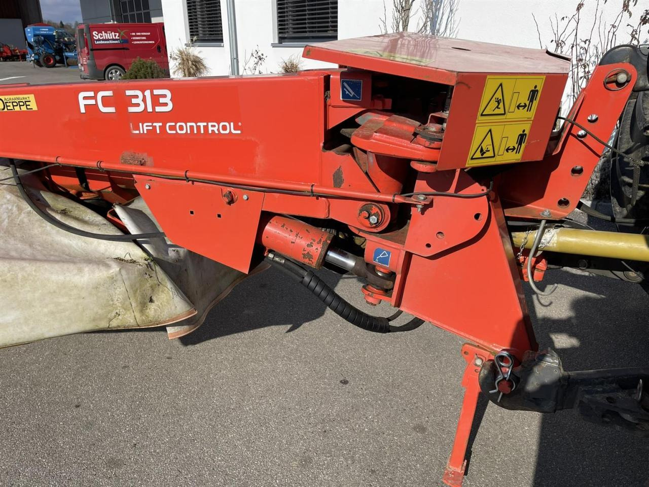 Kuhn Kuhn FC 313, Lift Control Aufbereiter - Gadanheira: foto 4 Kuhn Kuhn FC 313, Lift Control Aufbereiter - Gadanheira: foto 4