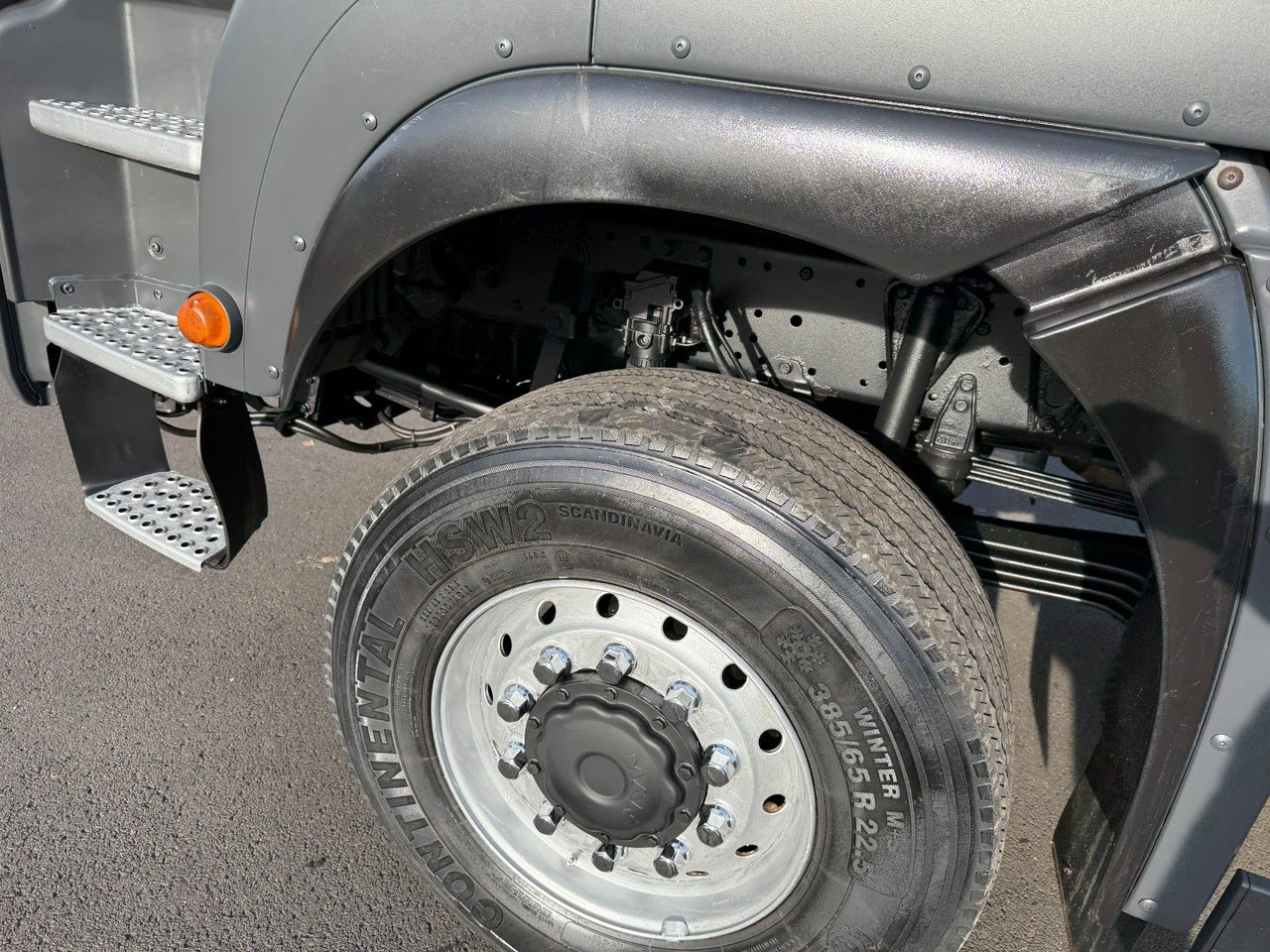 MAN TGA 18.360 4x4 Winterdienst Meiller Abroller - Camião polibenne: foto 3 MAN TGA 18.360 4x4 Winterdienst Meiller Abroller - Camião polibenne: foto 3