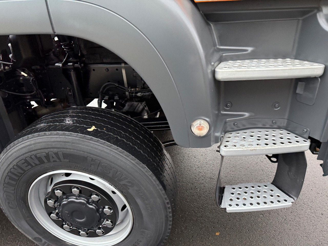 MAN TGS 18.360 4x4 Winterdienst Fahrgestell - Camião chassi: foto 3 MAN TGS 18.360 4x4 Winterdienst Fahrgestell - Camião chassi: foto 3