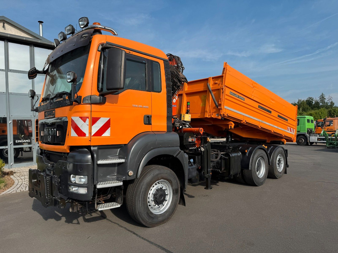 MAN TGS 28.400 6x4-4 BL Kipper / Kran / Winterdienst - Camião basculante, Camião grua: foto 1 MAN TGS 28.400 6x4-4 BL Kipper / Kran / Winterdienst - Camião basculante, Camião grua: foto 1