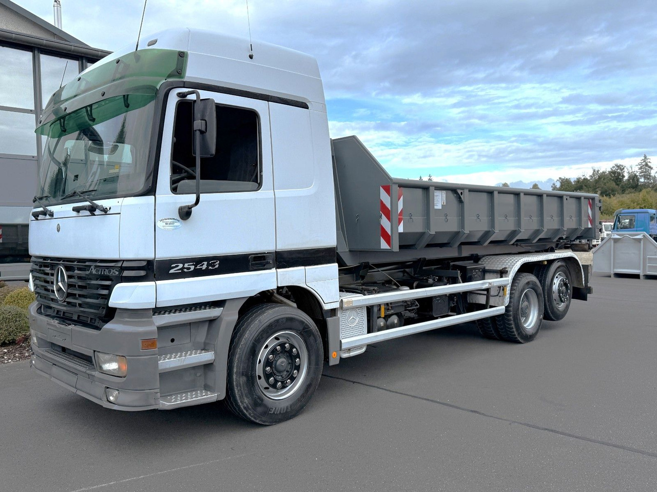 Mercedes-Benz Actros 2543 6x2 Klima + Kupplung - Camião polibenne: foto 1 Mercedes-Benz Actros 2543 6x2 Klima + Kupplung - Camião polibenne: foto 1