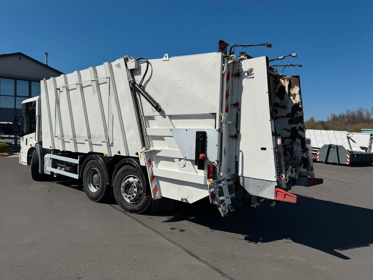 Mercedes-Benz Econic 2633 6x2 Faun Variopress 522 + Zoeller - Caminhão de lixo: foto 4 Mercedes-Benz Econic 2633 6x2 Faun Variopress 522 + Zoeller - Caminhão de lixo: foto 4
