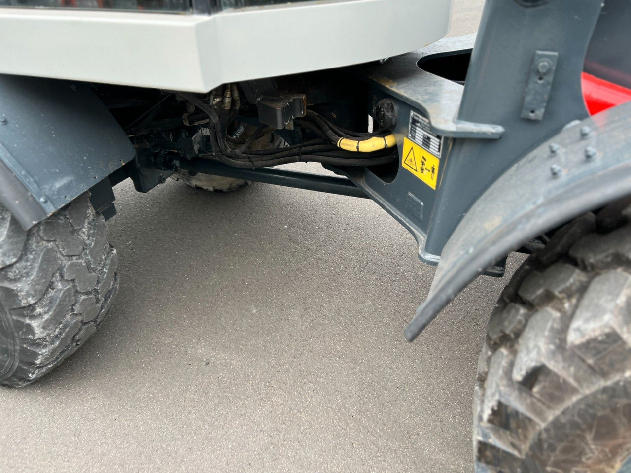 O & K L 8.5 - Schaufel - Palettengabel- 4717 Betriebs O & K L 8.5 - Schaufel - Palettengabel- 4717 Betriebs - Pá carregadora de rodas: foto 5 O & K L 8.5 - Schaufel - Palettengabel- 4717 Betriebs O & K L 8.5 - Schaufel - Palettengabel- 4717 Betriebs - Pá carregadora de rodas: foto 5