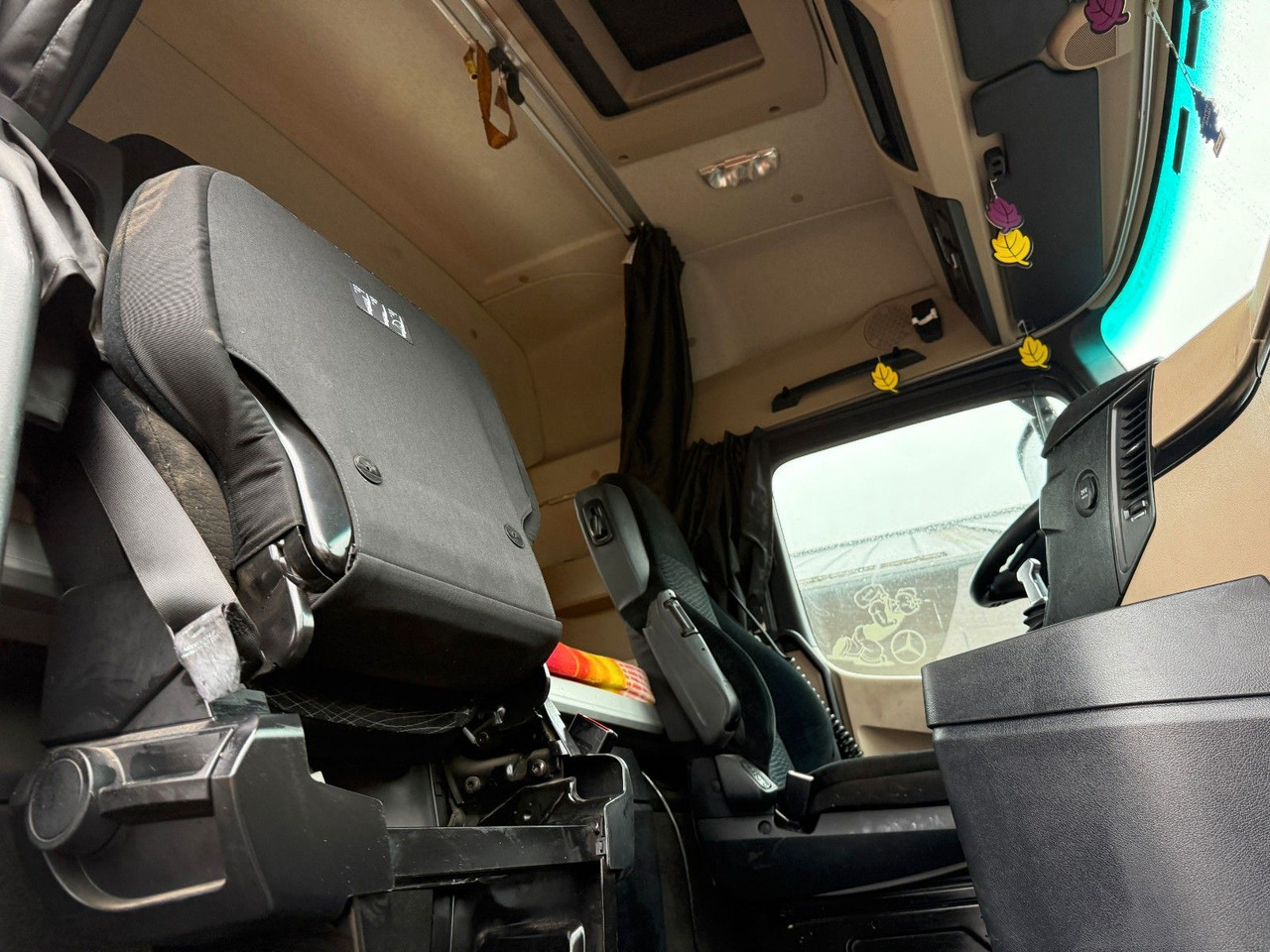 Mercedes-Benz Actros 1843 Stream Space, Hydraulik, Retarder - Tractor: foto 5 Mercedes-Benz Actros 1843 Stream Space, Hydraulik, Retarder - Tractor: foto 5