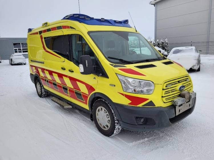 FORD TRANSIT 2,0TDI AMBULANCE KLIMA 4.2018 EURO 6, 3 UNITS - Ambulância: foto 1 FORD TRANSIT 2,0TDI AMBULANCE KLIMA 4.2018 EURO 6, 3 UNITS - Ambulância: foto 1