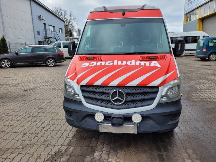 MERCEDES – BENZ SPRINTER 319 3.0D AMBULANCE (PROFILE) KLIMA, 6.2017, EURO 6 - Ambulância: foto 3 MERCEDES – BENZ SPRINTER 319 3.0D AMBULANCE (PROFILE) KLIMA, 6.2017, EURO 6 - Ambulância: foto 3